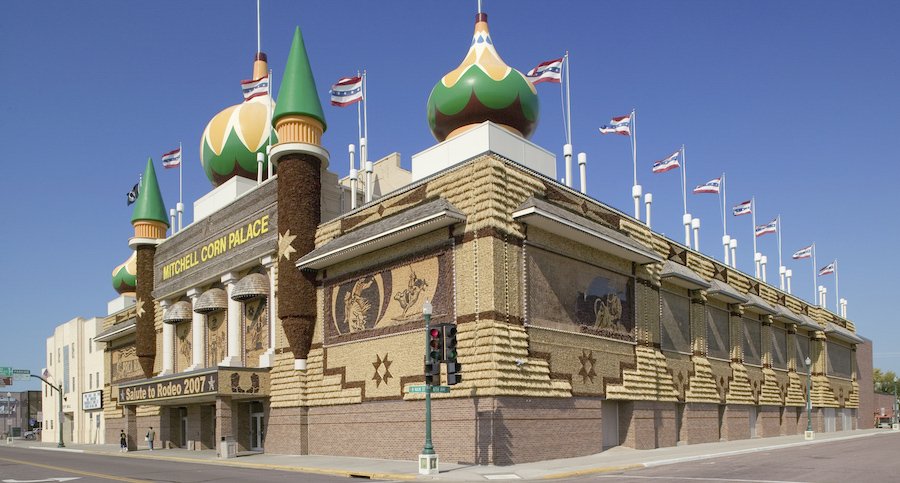 サウスダコタ州の州間高速道路90沖の9ユニークなアトラクション