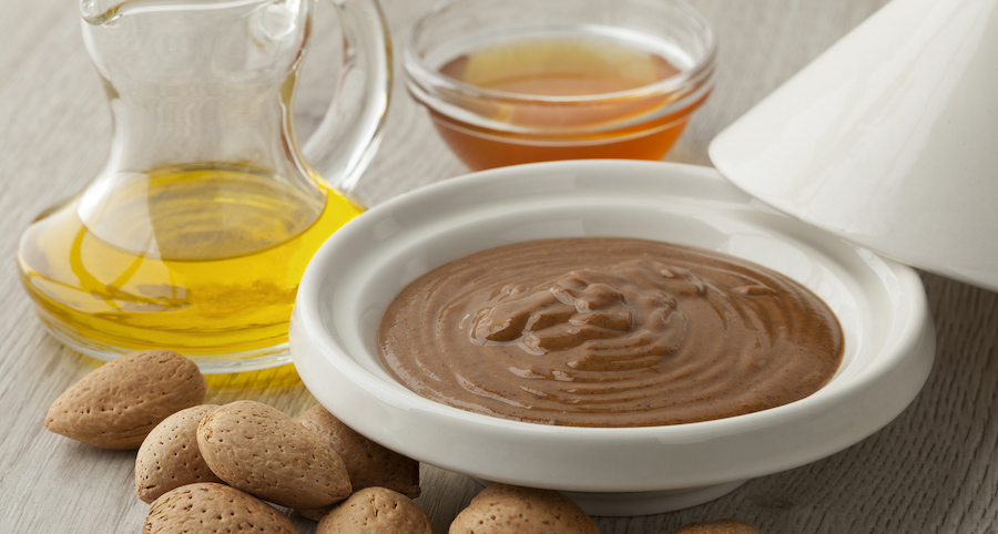 モロッコでのみ：アルガンオイルについての真実、そして良いものを購入する方法