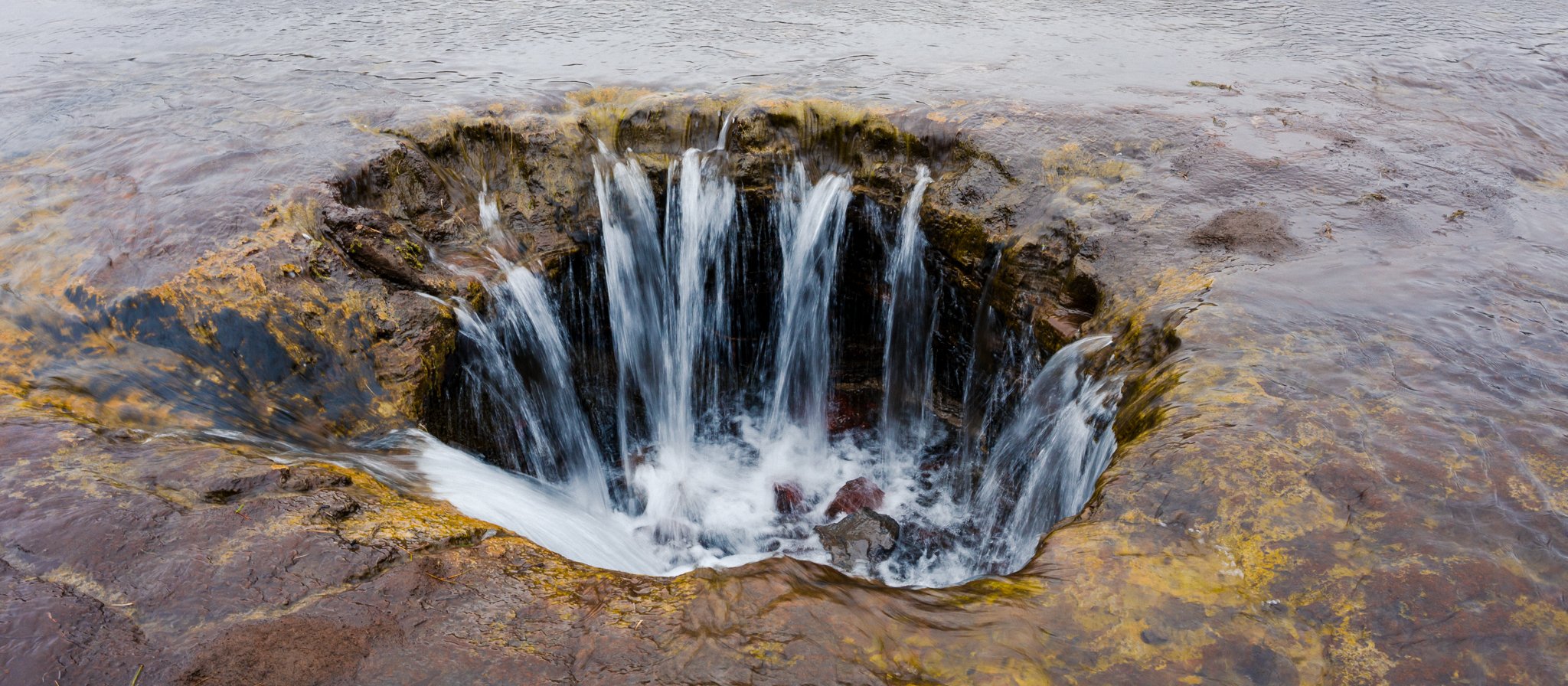 Oregon’s Lost Lake Is Disappearing Down A Curious Hole | TravelAwaits