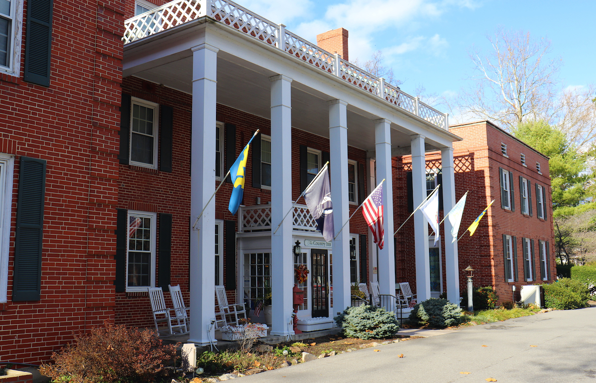 How To Spend A Perfect Weekend In Historic Berkeley Springs, WV
