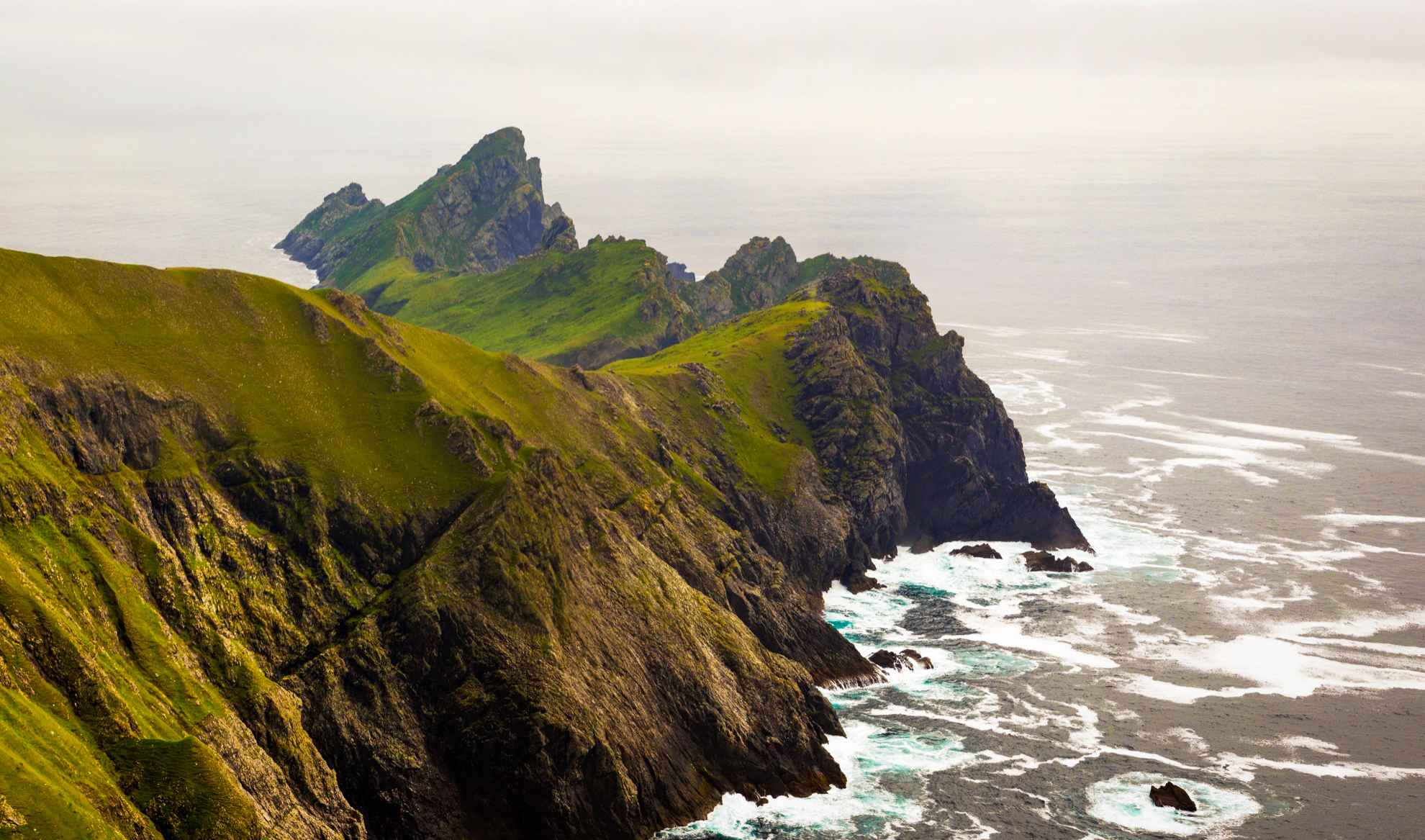 スコットランドの遠くのゴーストアイランドであるヒルタを訪問する方法