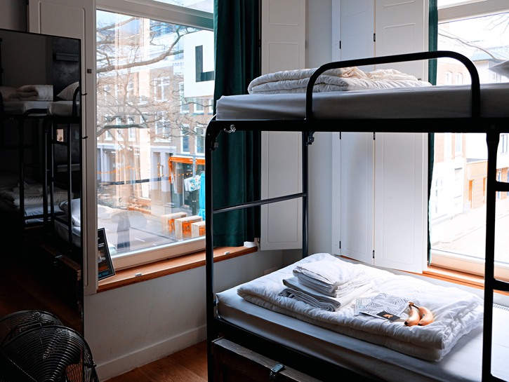 それは私に起こった：私は海外でナンキンムシの咬傷を手に入れました