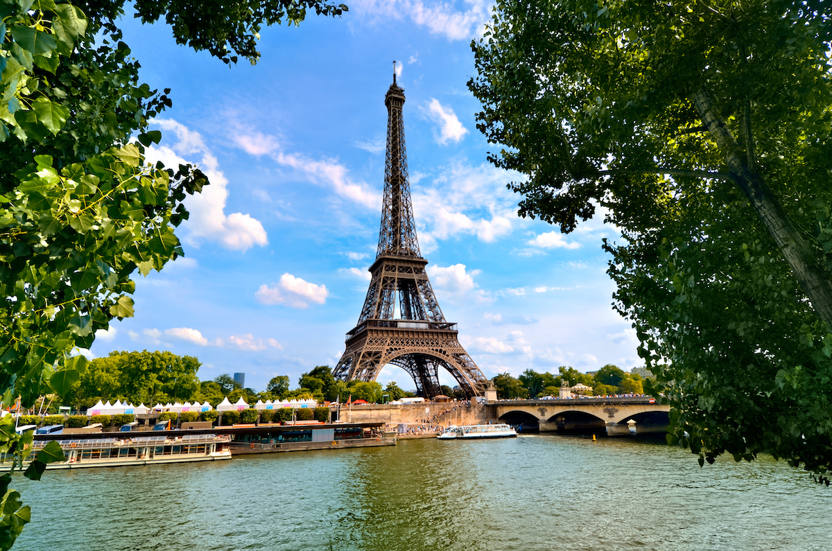 フランスは来月、アメリカ人を含む旅行者を歓迎することができます