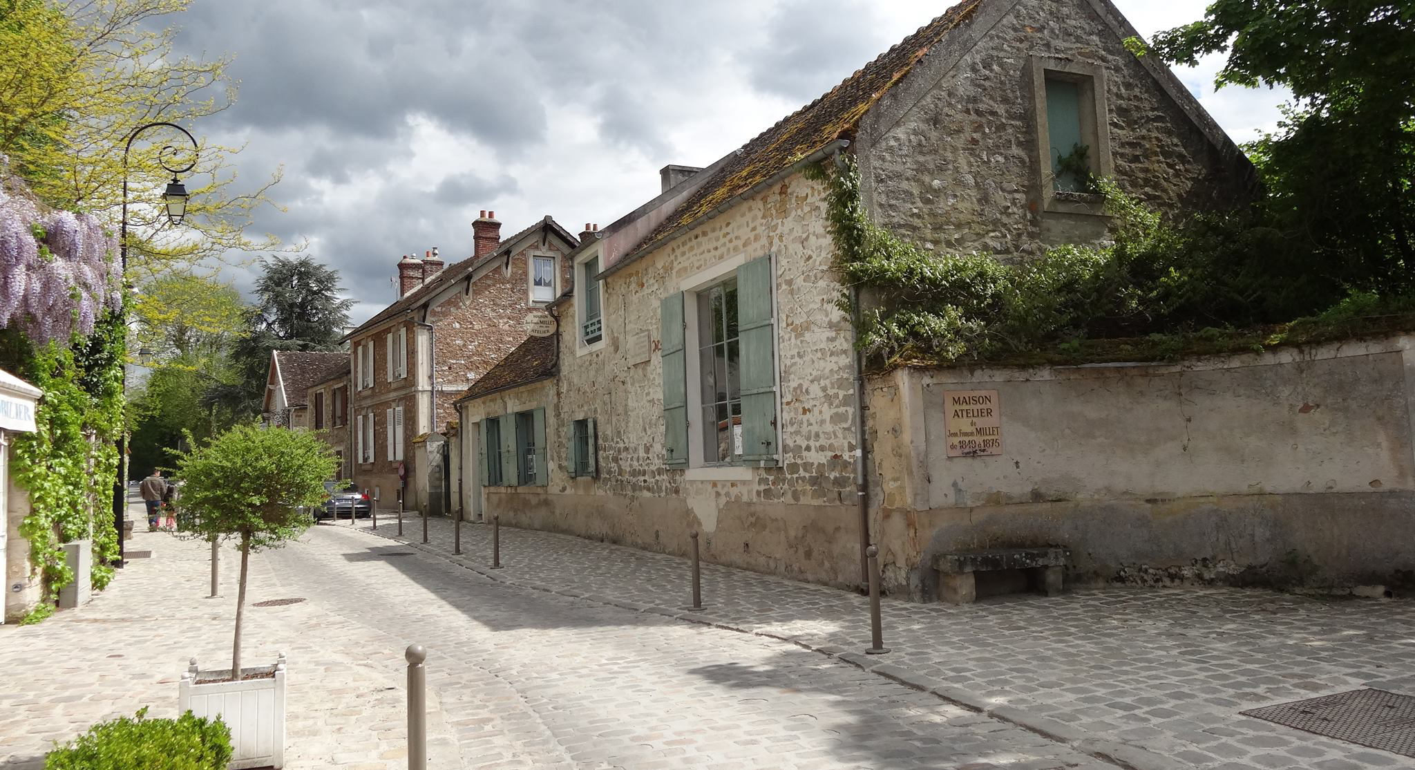 フランスのバルビゾンの趣のある村で一日を過ごす方法