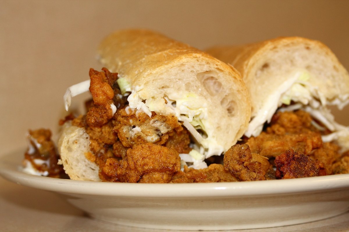 アラバマ州モバイルで発明された、または高くなった素晴らしい食品