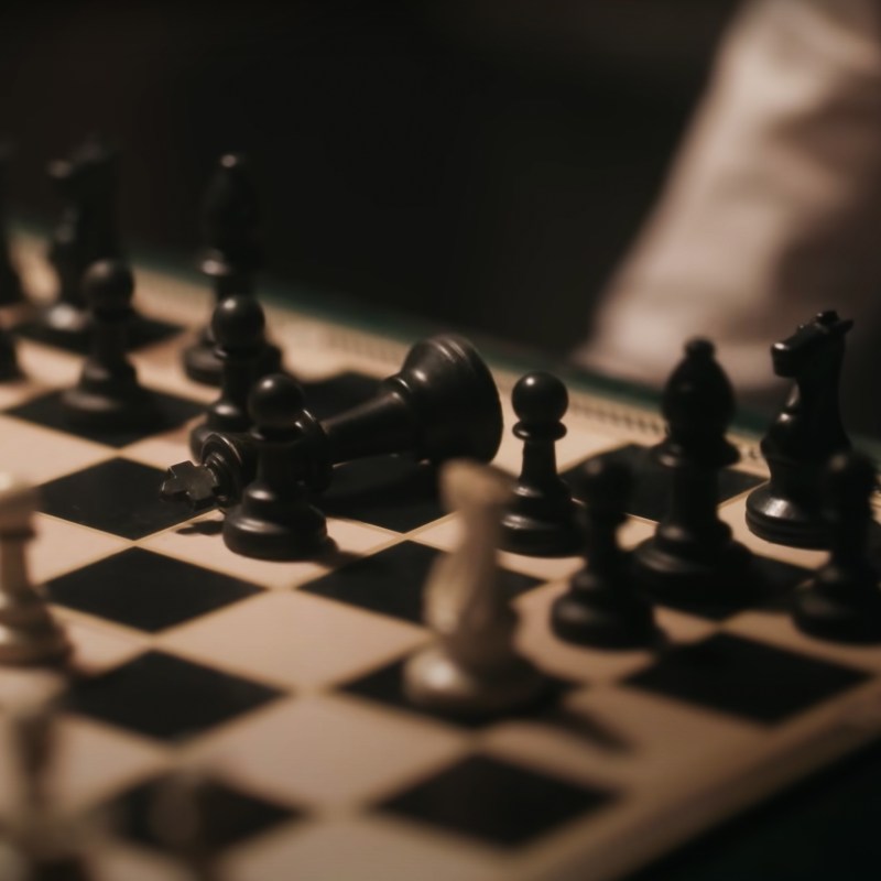 The Queen's Gambit: Start Your Game Confidently