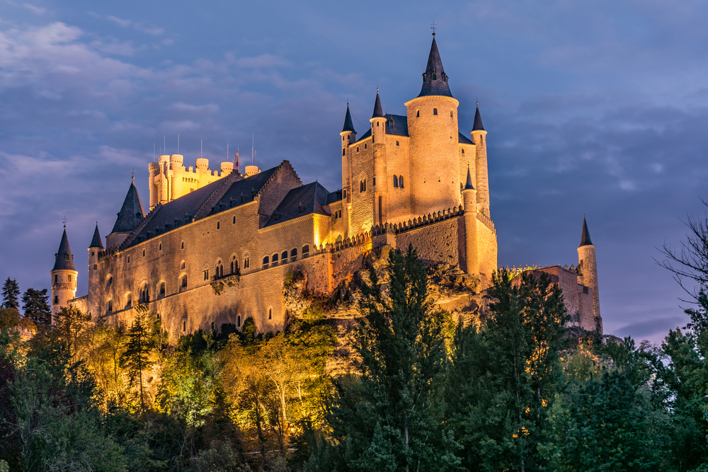 Tour These 15+ Picturesque Castles Sure To Fill You With Awe And Wonder