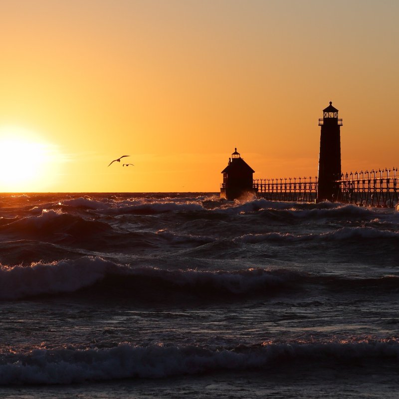 7 Beautiful Lighthouses To Visit On Michigan's West Coast