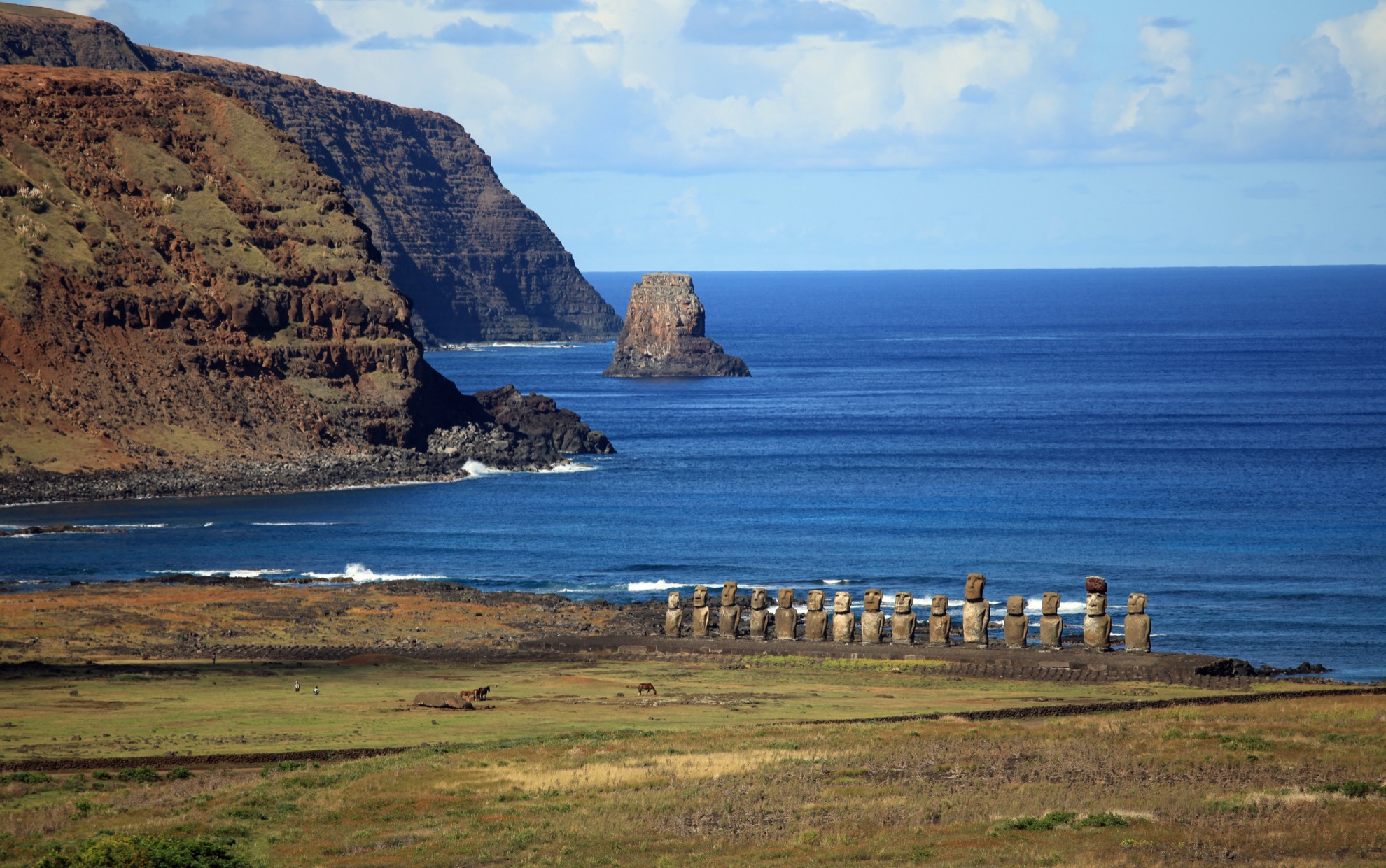 7 Quick Facts About Easter Island s Rapa Nui National Park 7-quick-facts-about-easter-island-s-rapa-nui-national-park