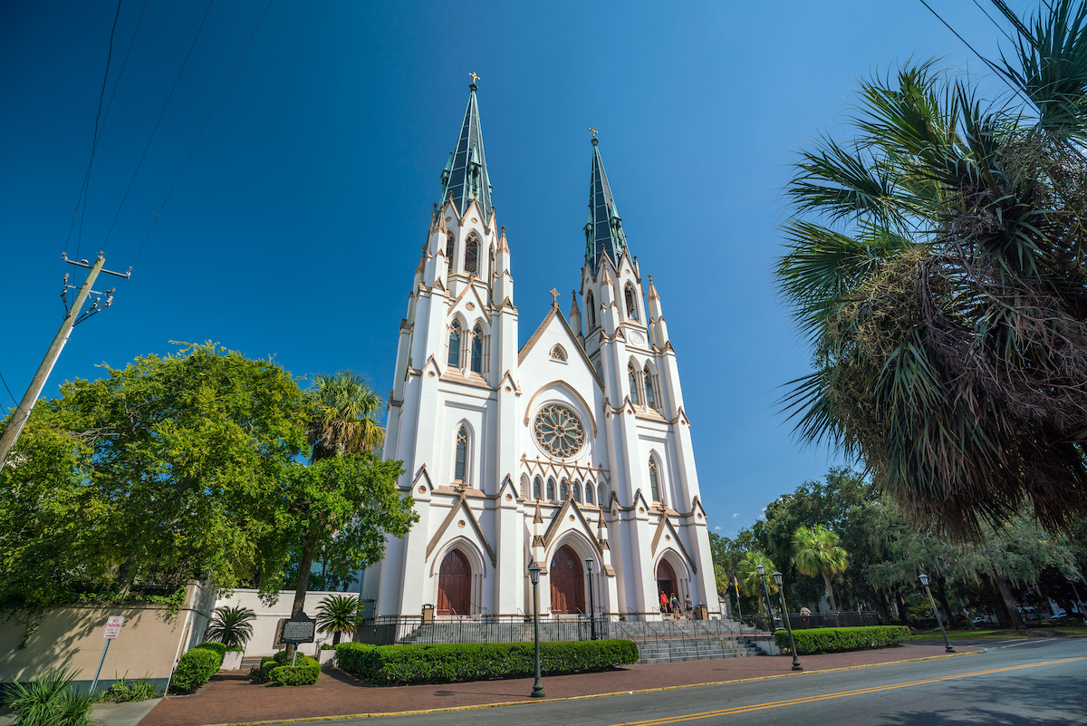 15 Cool Hidden Gems To Check Out In Savannah, GA TravelAwaits(04)