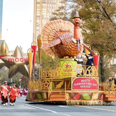 Luxury Travel Company Offering Front Row Seat To Macy's Thanksgiving ...