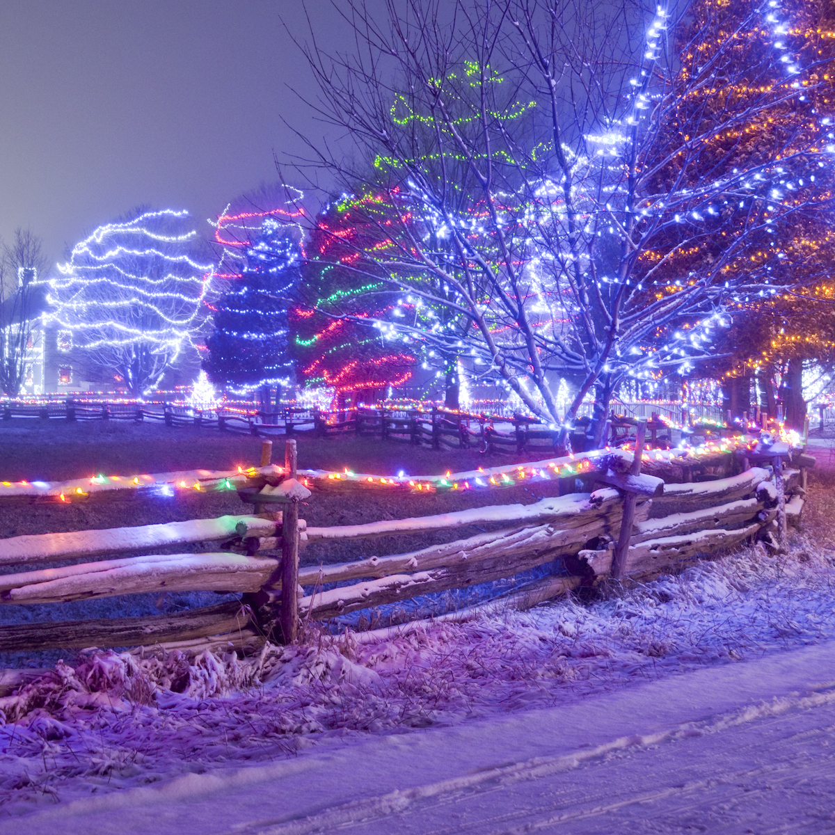 The Beautiful Canadian Christmas Village That Takes You Back In Time