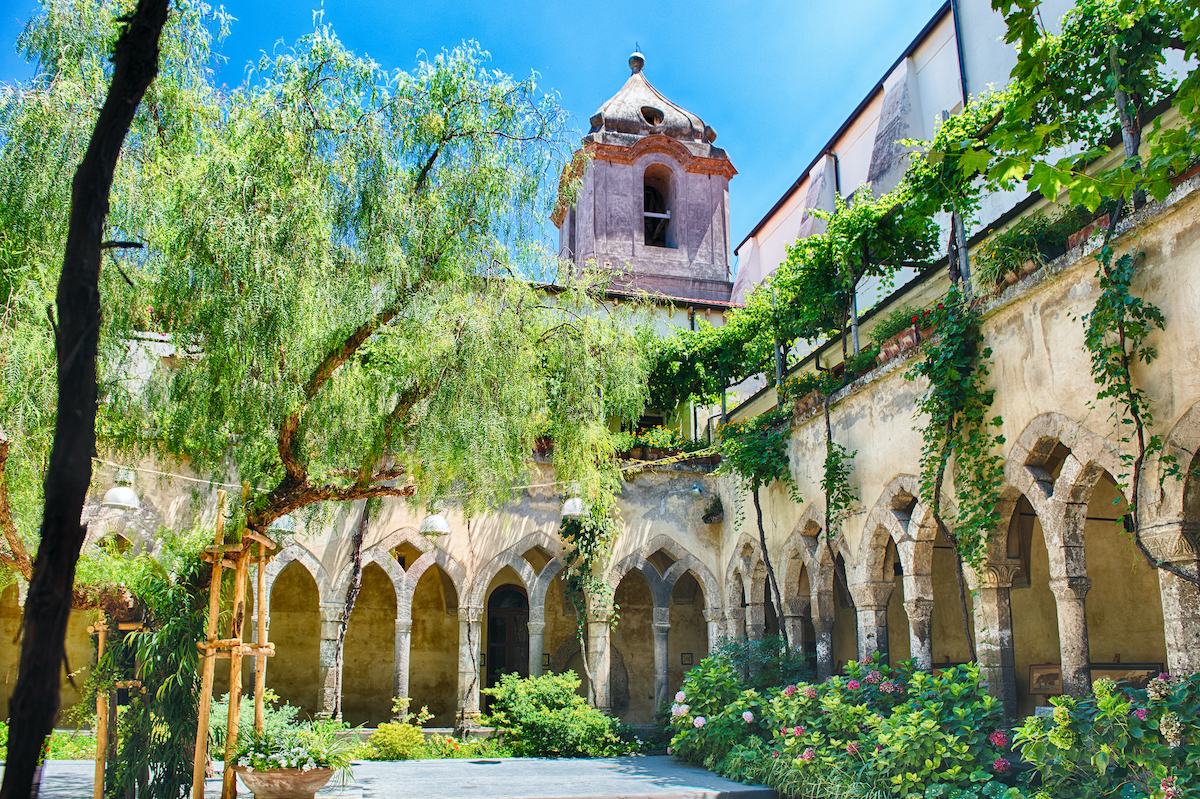 15 Amazing Experiences Not To Miss In Beautiful Sorrento, Italy