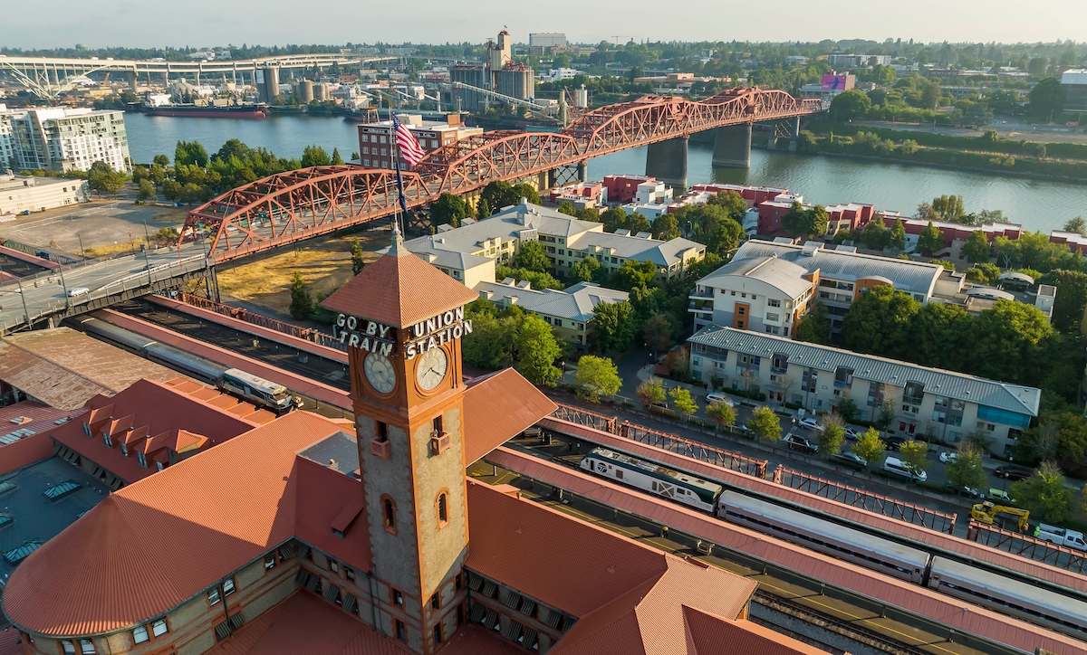 아름다운 가을 열차 노선은 다음 주 퍼시픽 북서쪽으로 돌아갑니다.