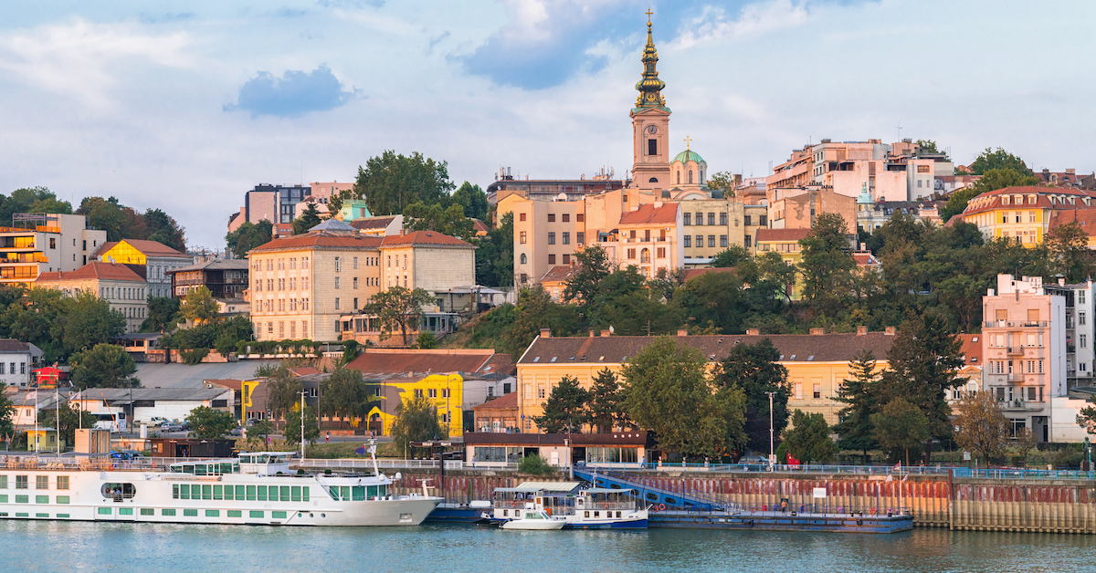 このあまり知られていないヨーロッパの首都を訪れるのが好きな10の理由