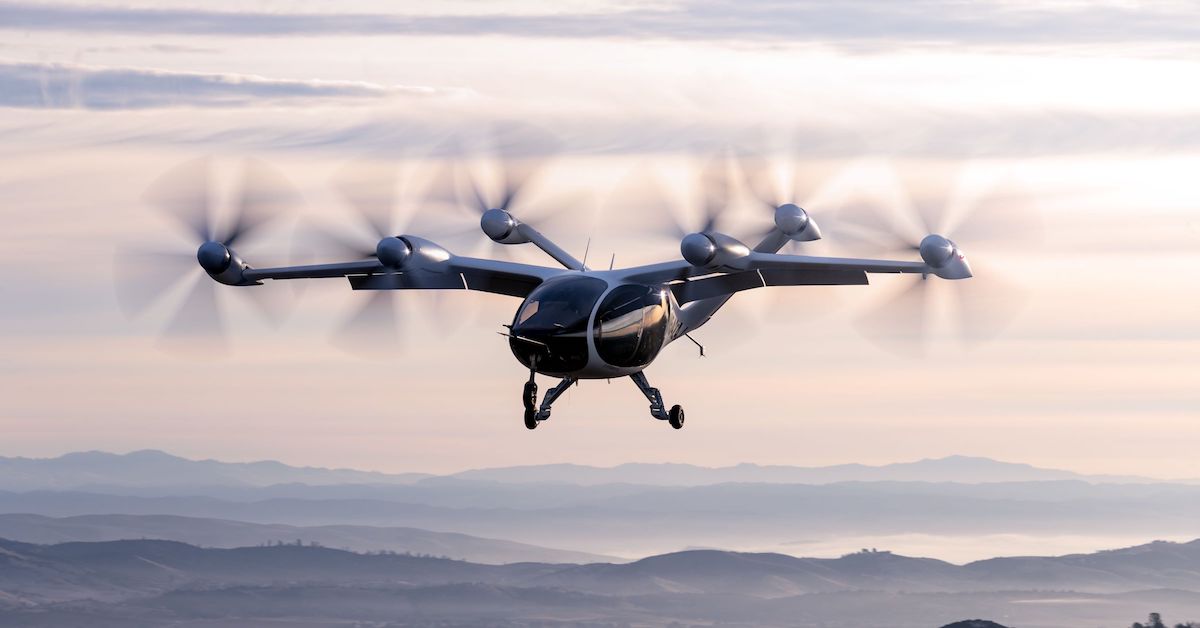 これらの2つの都市のデルタの乗客は、すぐに自宅から空港に飛んでフライトに乗ることができます