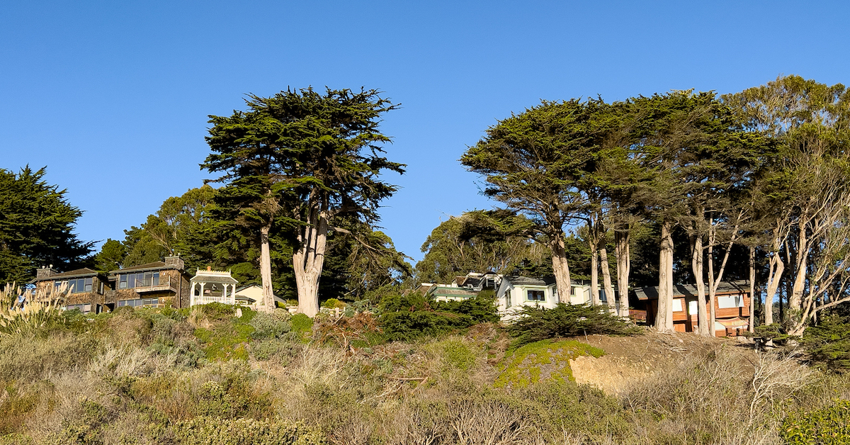 この歴史的なベッドアンドブレックファーストが海岸で完璧な週末の休暇になる理由