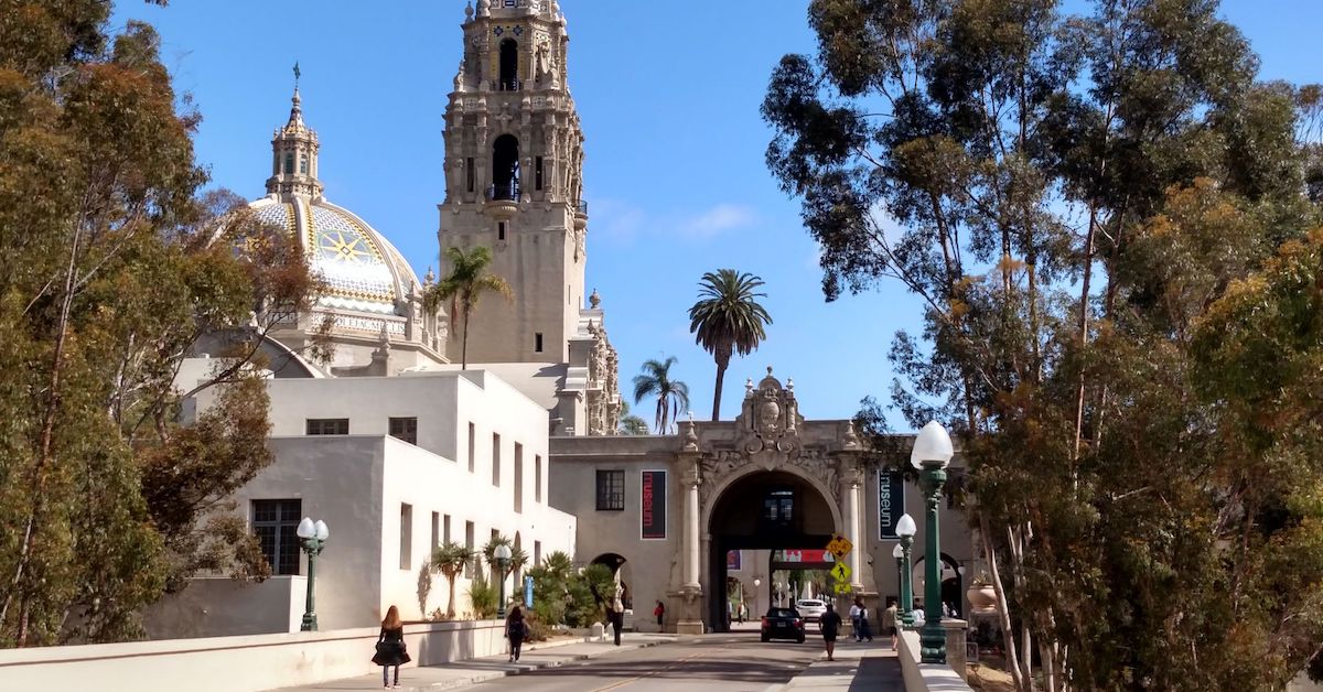 サンディエゴの息をのむようなバルボアパークでの11の信じられないほどの体験