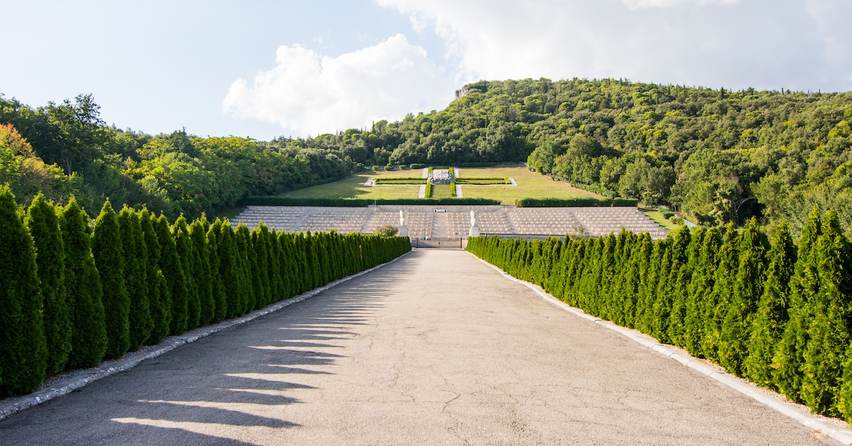 第二次世界大戦の歴史愛好家のためのヨーロッパの5つのトップ目的地