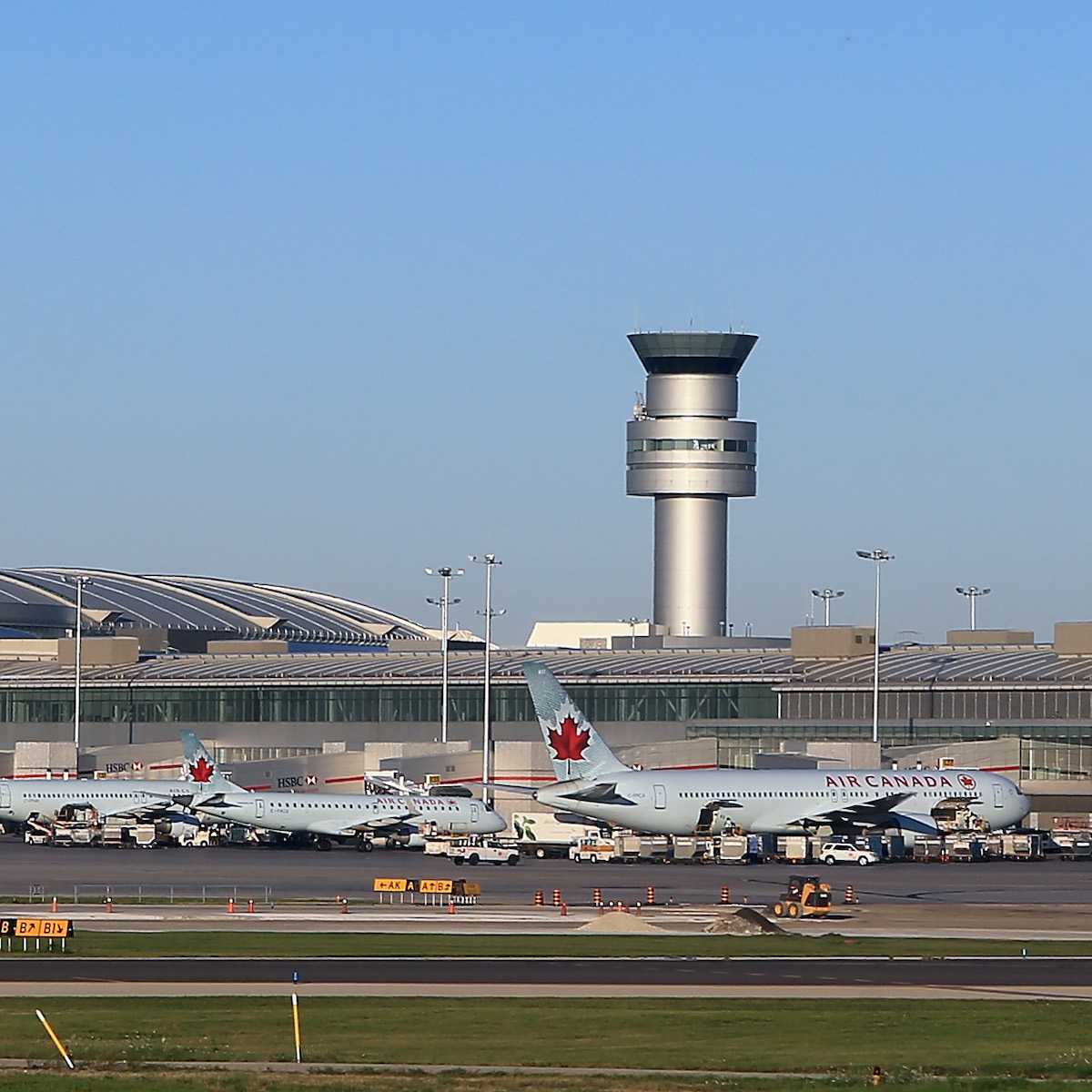 エアカナダは、金の強盗の場合に責任を拒否します