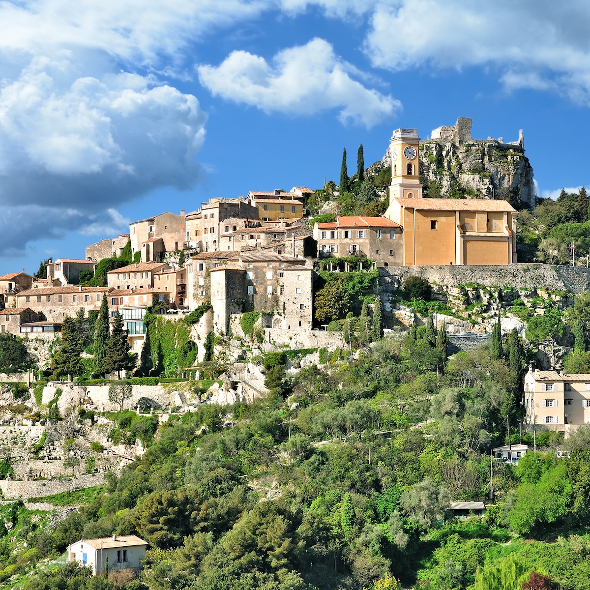 5 Most Beautiful Villages & Towns In France Anyone Can Visit 