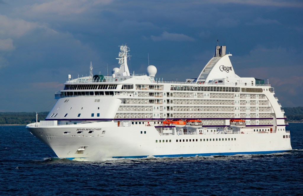 White Regent Cruise Ship